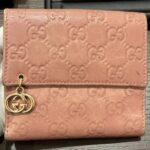 グッチ　Wホック財布　レザー